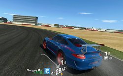 DriftovanieReal Racing 3 (mobilné)