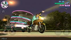 Nádherná grafikaGrand Theft Auto: Vice City (mobilné)